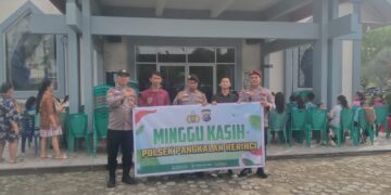 Minggu Kasih di Gereja Katolik HKY Pangkalan Kerinci, Polsek Pangkalan Kerinci Ajak Jemaat Jaga Harmoni dan Kamtibmas