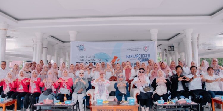 Peringatan Hari Apoteker Sedunia, PC IAI Langsa Gelar Bakti Sosial Kesehatan