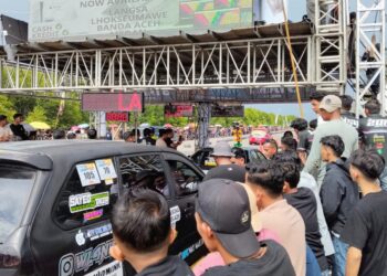Laga Drag Race Car di Drag Speed Series Dua IMI Langsa Curi Perhatian Masyarakat, Pelaku UMKM Raup Untung 