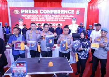 Kapolda Sulsel Pimpin Press Conference Kasus Kekerasan Dan Pencabulan Anak Di Gowa