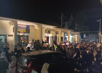 Polres Aceh Tengah Sediakan Internet Starlink, Masyarakat Membludak Untuk Berkabar