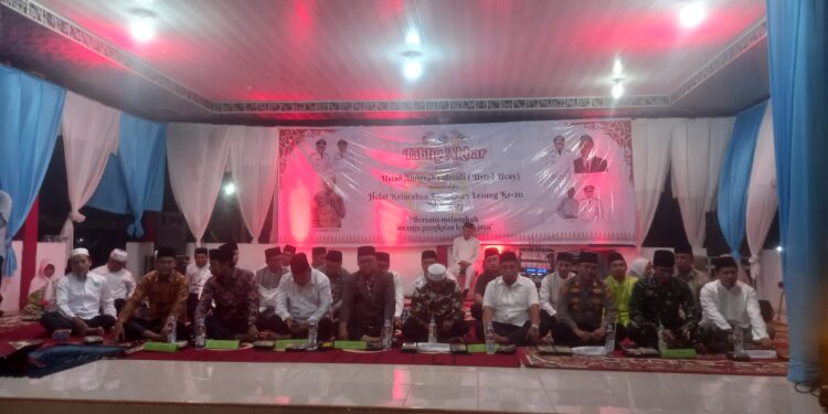 Tabligh Akbar Meriahkan HUT ke-20 Kelurahan Pangkalan Lesung, Ribuan Warga Hadir