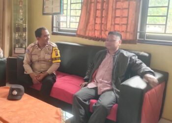 Bhabinkamtibmas Desa Sotol Sambangi Warga, Sampaikan Himbauan Soal Hoaks hingga Cegah Karhutla