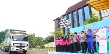 Polda Riau Kirim 6 Truk Bantuan Misi Kemanusiaan Untuk Aceh-Sumut-Sumbar