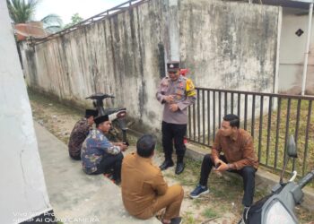 Bhabinkamtibmas Sambangi Warga Bunut untuk Perkuat Cooling System