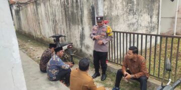 Bhabinkamtibmas Sambangi Warga Bunut untuk Perkuat Cooling System