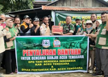 Tani Merdeka dan Distan Aceh Tenggara Salurkan Bantuan Untuk Korban Banjir 