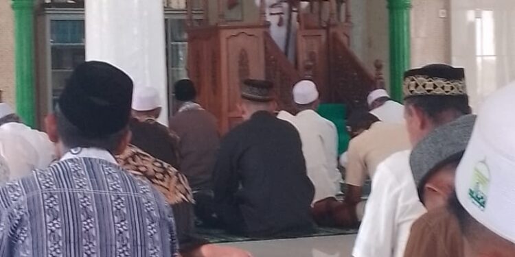 khutbah Jum’at Mesjid Al Maarif Teupin Jaloh, Tgk H Ismai Ishak : Isra Miraj Dan Peringatan Banjir