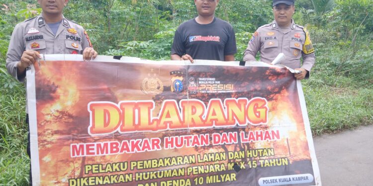 Cegah Karhutla, Polsek Kuala Kampar Sosialisasikan Maklumat Kapolda Riau ke Warga