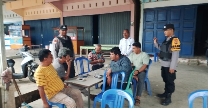 Polsek Ukui Gelar Patroli dan Edukasi Kamtibmas, Wujudkan Lingkungan Aman dan Kondusif di Wilayah Hukum Polsek Ukui