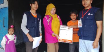 2 Rumah Ludes Terbakar, PMI Bener Meriah Salurkan Bantuan