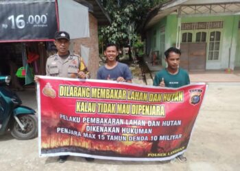 Polsek Langgam Sosialisasikan Larangan Membakar Hutan dan Lahan di Desa Segati