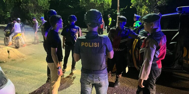 Patroli Tim RAGA Polres Kuansing Wujudkan Situasi Aman dan Kondusif di Teluk Kuantan