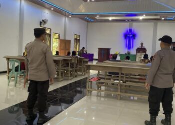Polsek Pangkalan Lesung Gelar Ibadah Minggu Kasih, Dengarkan Keluhan Jemaat