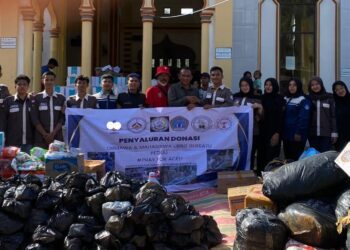 ORMAWA Bersama Mahasiswa UBBG Salurkan Donasi Untuk Korban Banjir 
