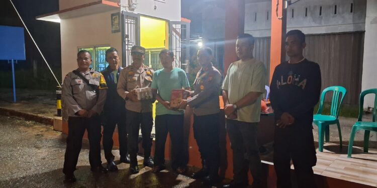 Kapolsek Tambang Kunjungi Pos Kamling, Jalin Kemitraan Jaga Keamanan