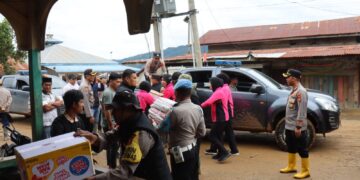 Kapolres Dan Bhayangkari Kembali Salurkan Bantuan, Ketum : Untuk Warga Terdampak Bencana
