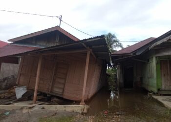 Warga Pulo Sarok Korban Banjir Minta Pemkab Aceh Singkil Segera Berikan Bantuan Rehab Rumah 