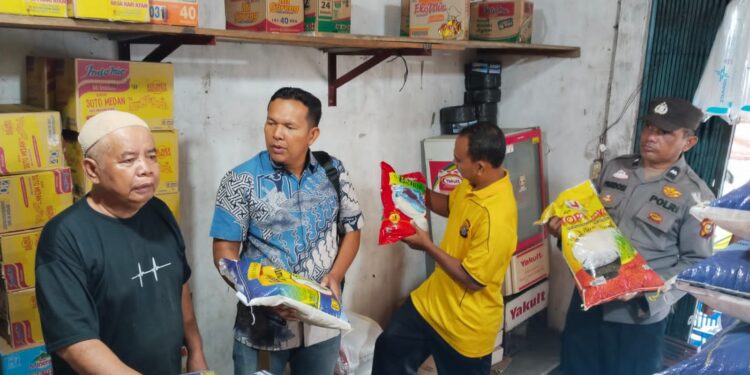 Polsek Bunut Cek Ketersediaan Sembako Menjelang Natal dan Tahun Baru 2025/2026