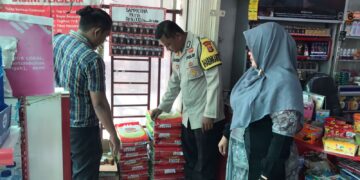 Polsek Kerumutan Cek Ketersediaan Sembako Menjelang Natal dan Tahun Baru