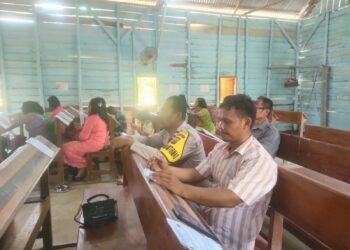 Polisi Gelar Ibadah Minggu Kasih di Gereja HKI Langgam
