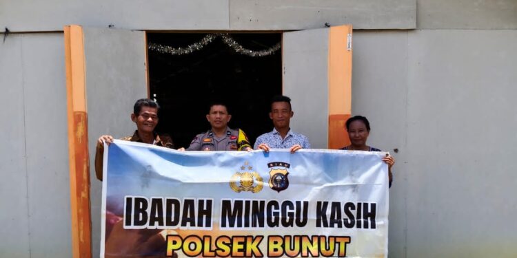Polisi Gelar Ibadah Minggu Kasih di GPDI Merbau, Pelalawan