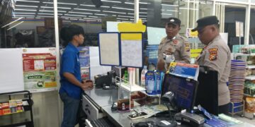 Polsek Kerumutan Gelar Patroli Blue Light, Antisipasi Kejahatan C3 di Malam Hari