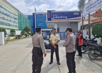 Polsek Pangkalan Kerinci Gelar Patroli KRYD, Cegah Tindak Pidana C3 di Titik Rawan