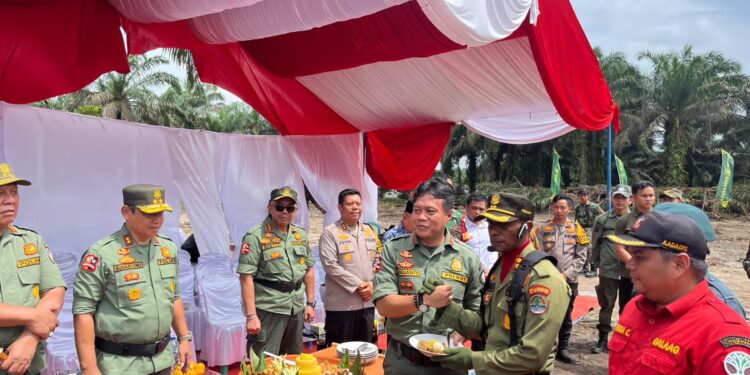 Kapolsek Ukui Dampingi Kapolda Riau Hadiri Upacara HUT ke-59 Polisi Kehutanan