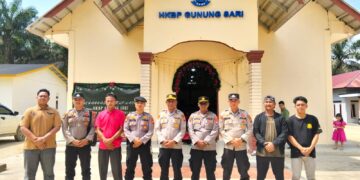 Polsek Kampar Kiri ‘Siaga’, ‘Jamin’ Keamanan 10 Gereja, Kapolsek: ‘Sinergi dengan Banser, Pemuda, Wujudkan Natal Kondusif’!”