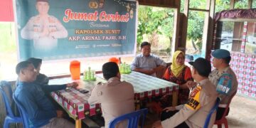 Polsek Bunut Gelar Jumat Curhat, Himbau Warga Cegah Narkoba, Judi Online, dan Karhutla