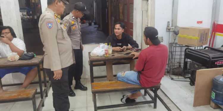 Polsek Pangkalan Kerinci Intensifkan KRYD, Patroli Malam Antisipasi Kejahatan Jalanan