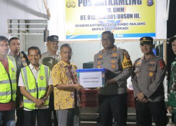 Kapolres Kampar Turun Langsung Sambangi Satkamling: Keamanan Tanggung Jawab Bersama!