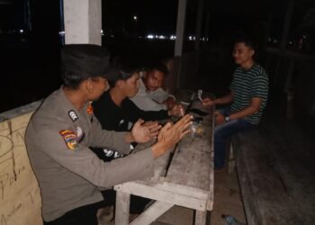 Polisi Bunut Patroli dan Cek Pos Kamling untuk Jaga Kamtibmas