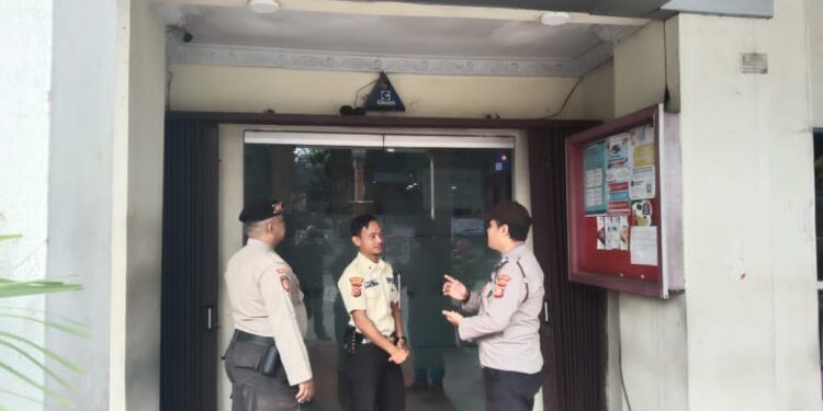 Polsek Pangkalan Kerinci Gelar Patroli KRYD, Antisipasi Kejahatan C3 di Pusat Aktivitas Warga