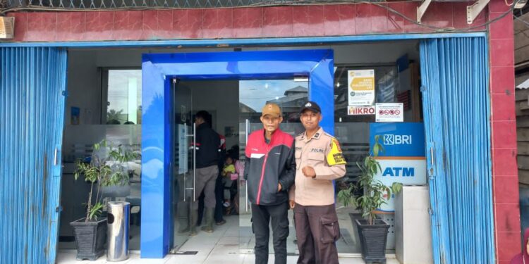 Polsek Langgam Gelar Patroli C3 Antisipasi Kejahatan Jalanan