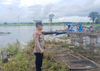 Polsek Pangkalan Kuras Pantau Bantaran Sungai, Debit Air Masih Normal