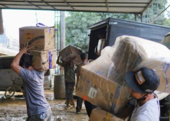 Polda Aceh Pastikan Bantuan Besar Sudah Tiba dan Mulai Disalurkan ke Korban Banjir