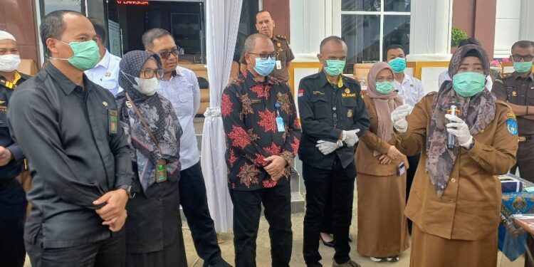 Sekda Kota Langsa Musnahkan Narkotika Sabu dan Ganja di Kejaksaan 