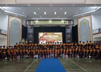 Rapat Senat Terbuka Wisuda Program S1 Ke-VIII STAI Raudhatul Ulum Sakatiga Indralaya Ogan Ilir