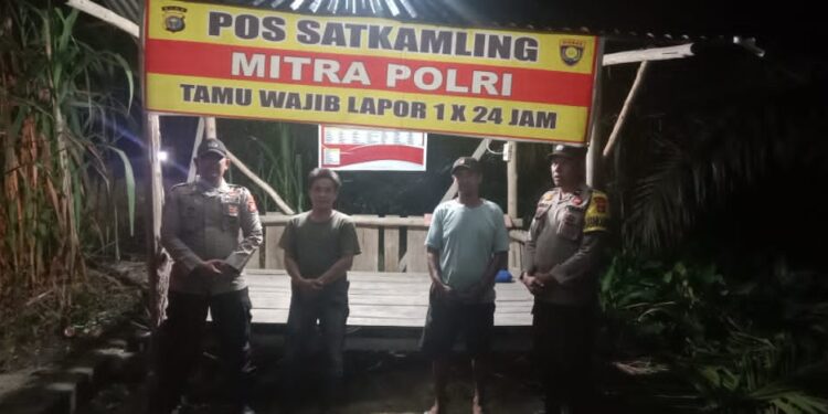 Polsek Pangkalan Kuras Cek Pos Kamling, Tingkatkan Kepercayaan Masyarakat