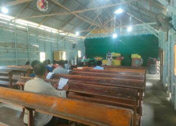 Polsek Langgam Gelar Ibadah Minggu Kasih di Desa Tambak