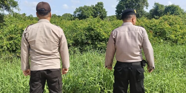 Polisi Patroli Daerah Rawan Karhutla di Pangkalan Kerinci