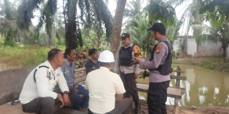 Polsek Ukui Tingkatkan Patroli dan Edukasi Masyarakat Guna Jaga Kondusifitas Kamtibmas