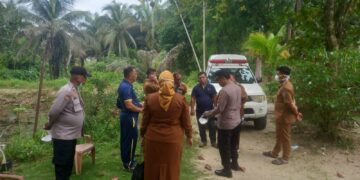 Kapolsek Pangkalan Lesung Gelar Kunjungan Sosial untuk Warga Lumpuh di Dusun Tua