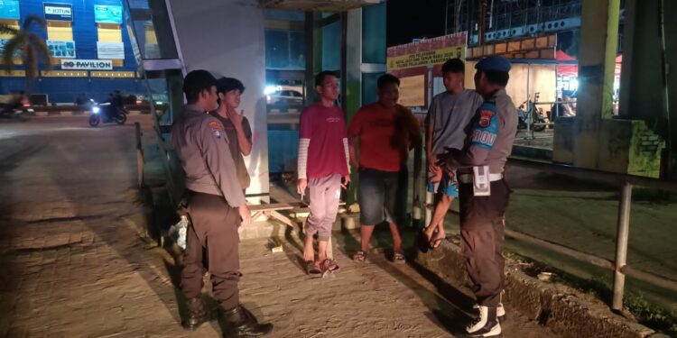 Patroli KRYD Polsek Pangkalan Kerinci, Cegah Premanisme dan Balap Liar