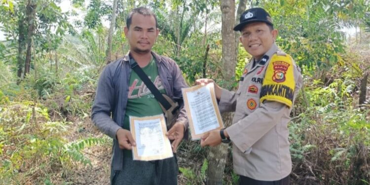 Sinergi TNI-Polri, Polsek Bunut Patroli Cegah Karhutla