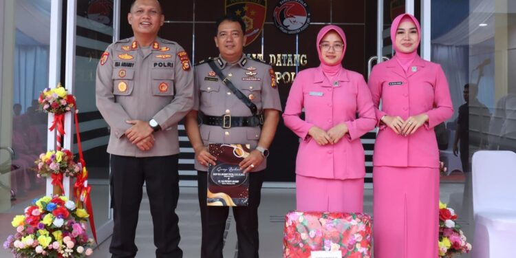 Polres Siak Gelar Pisah Sambut dan Kenal Pamit Kasat Resnarkoba, Kapolres Tekankan Komitmen Pemberantasan Narkoba