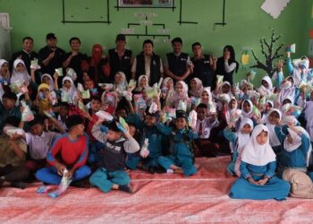 Lagi, PMI Bener Meriah Salurkan Peralatan Kesehatan Dan Bantuan Di Lampahan