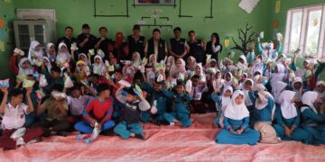 Lagi, PMI Bener Meriah Salurkan Peralatan Kesehatan Dan Bantuan Di Lampahan